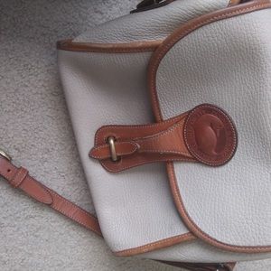 Vintage dooney and bourke shoulder crossbody bag